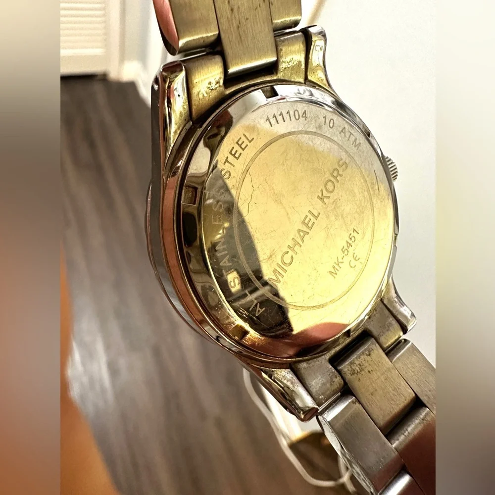 Michael Kors Silver Crystal Bezel Stainless Steel Iridescent Watch Women